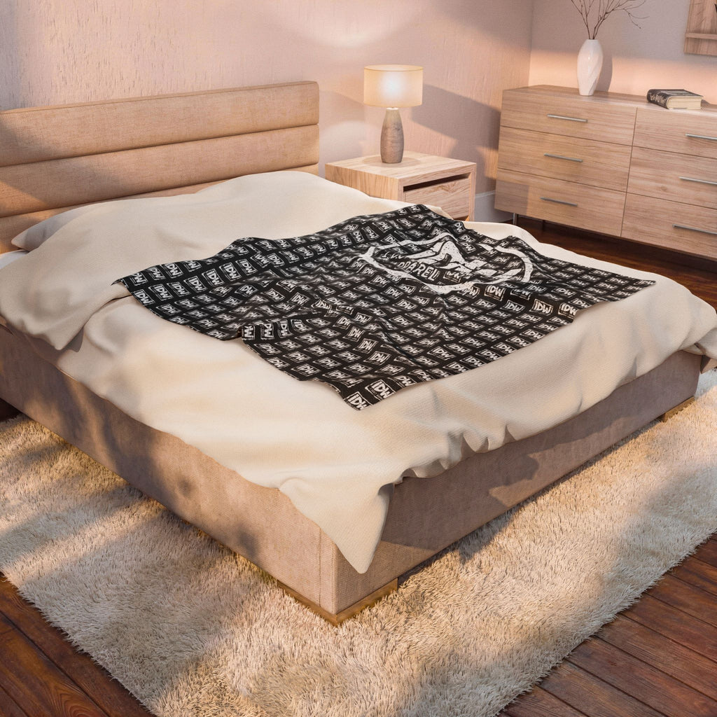 Velveteen Plush Blanket — 'I Don't Wanna' Logo Repeating Black & White Cozy Throw