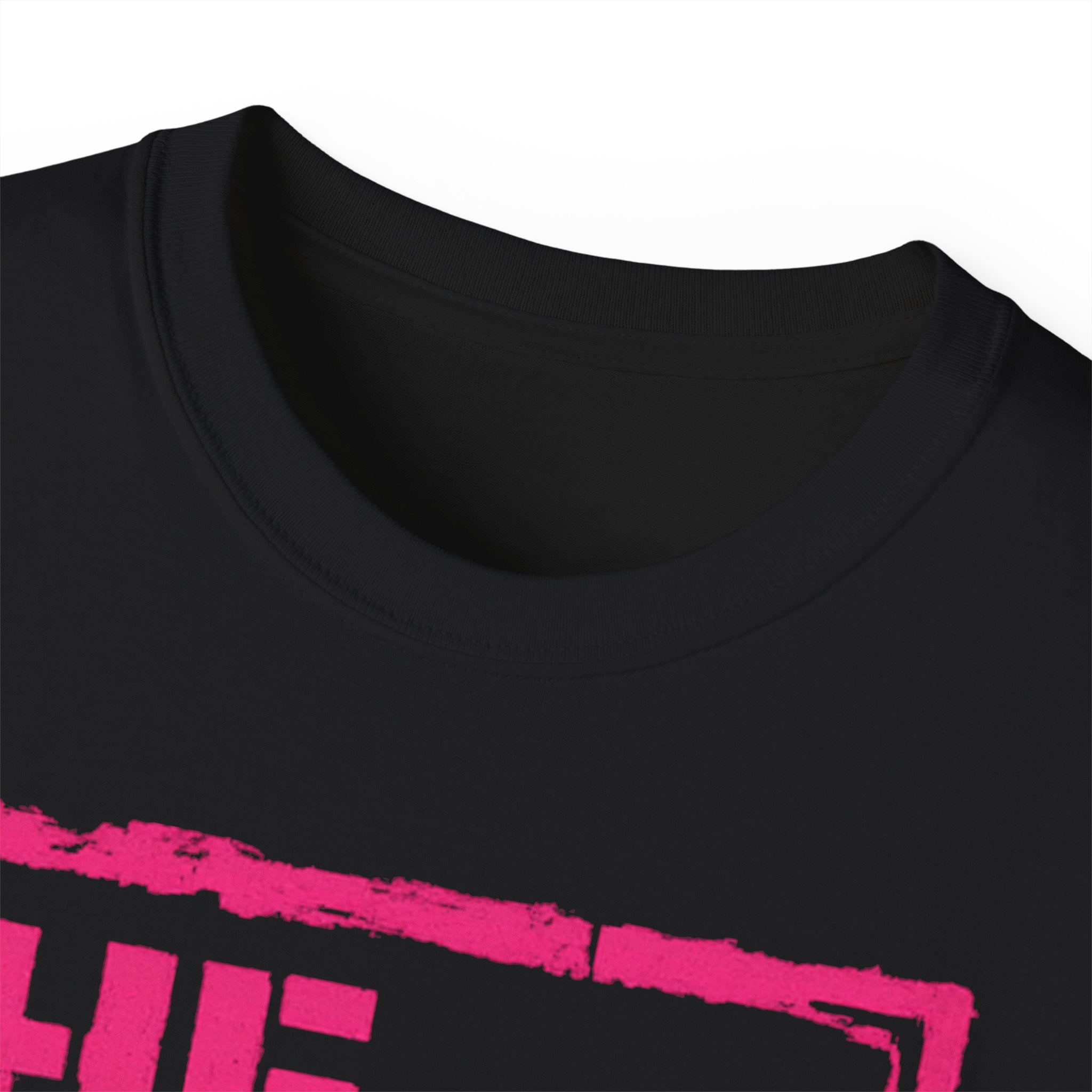 "He Doesn't Even Wanna Be Here" Graphic Tee